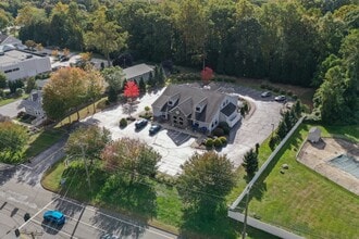 29 Spencer Plain Rd, Old Saybrook, CT for lease Building Photo- Image 1 of 4