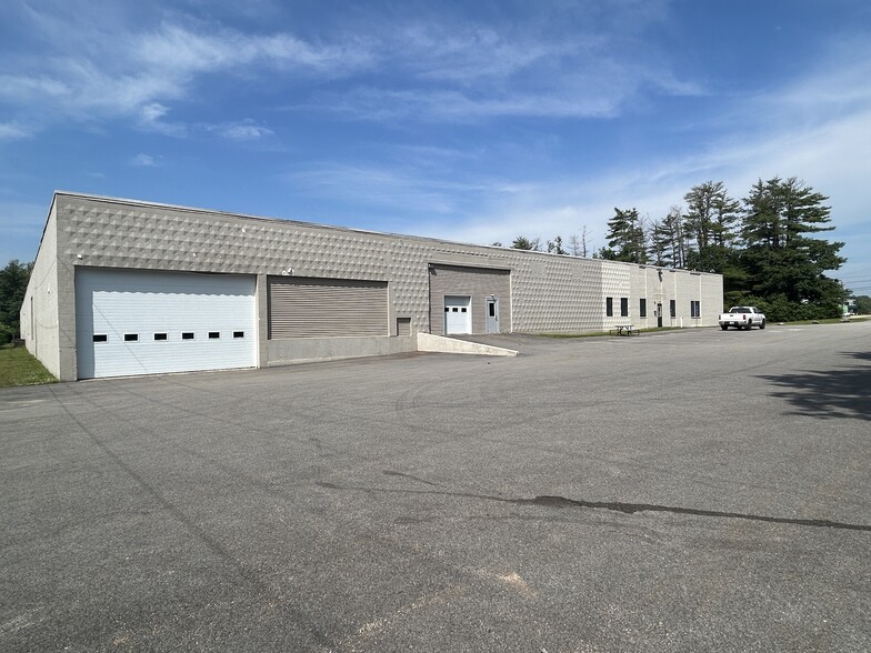 44 Industrial Park, Dover, NH à louer - Photo du b timent - Image 2 de 5