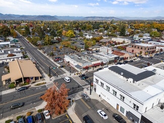 More details for 217 E Pine St, Central Point, OR - Retail for Sale