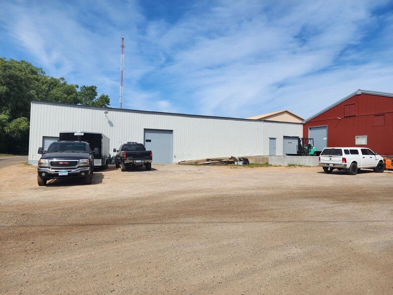 250 St. John St, Loretto, MN for lease - Building Photo - Image 3 of 16