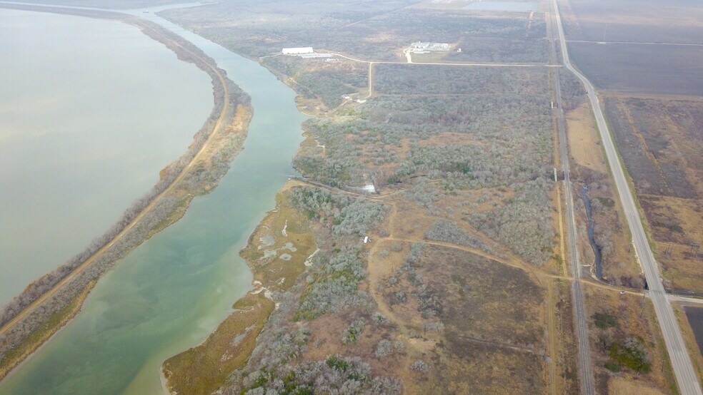 00 Hwy 185, Port Lavaca, TX à vendre - Photo du bâtiment - Image 3 de 9