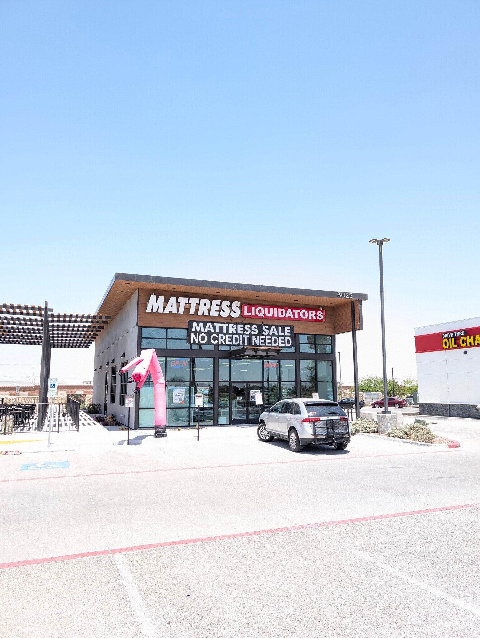 3025 N Zaragoza Rd, El Paso, TX à louer Photo du bâtiment- Image 1 de 17