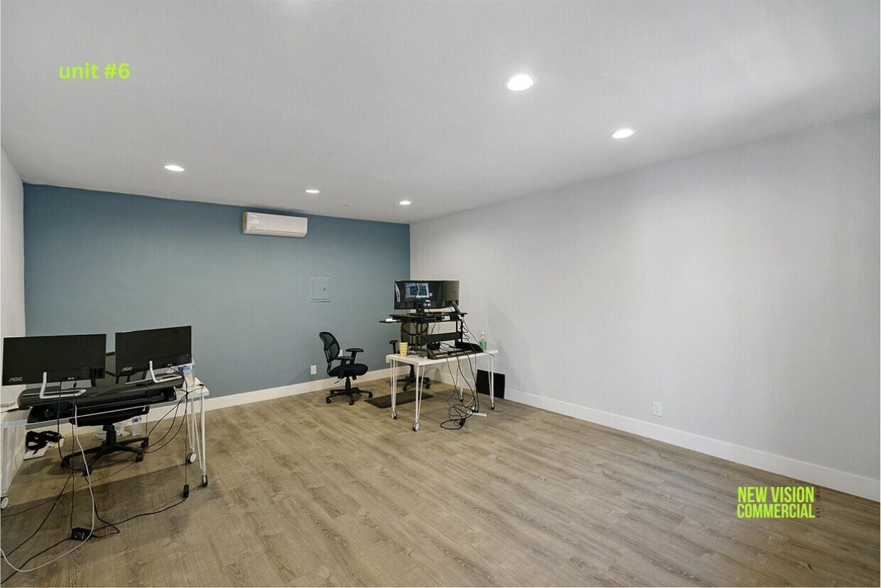 104 W Whittier Blvd, Montebello, CA for lease Interior Photo- Image 1 of 1