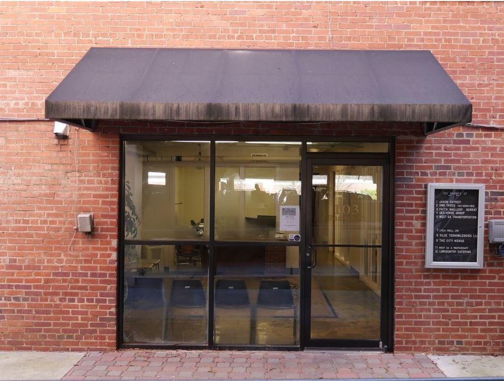 103 Barnes St, Carrollton, GA for lease Primary Photo- Image 1 of 6