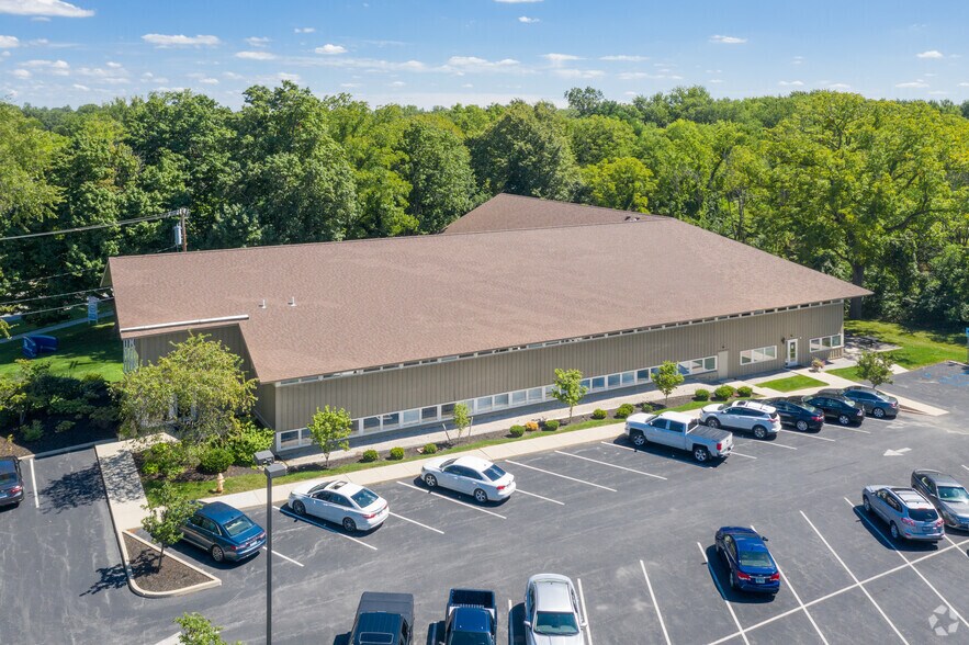 1716 Perrysburg Holland Rd, Holland, OH à vendre - Photo du bâtiment - Image 3 de 3