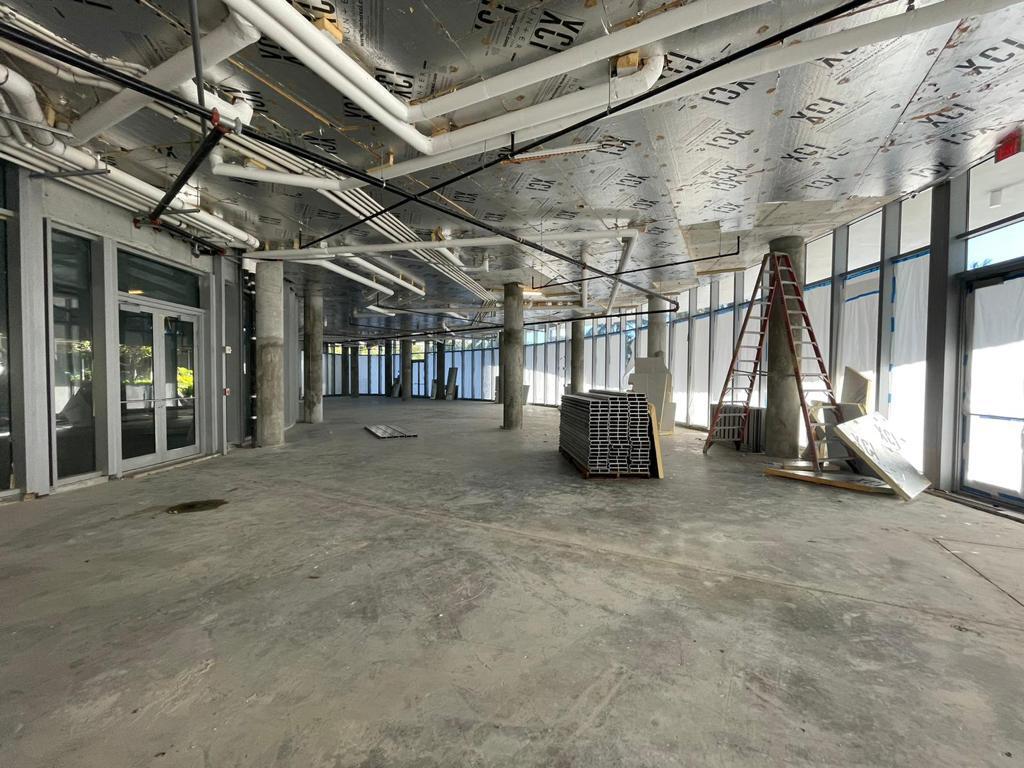 1 Collins Ave, Miami Beach, FL for lease Interior Photo- Image 1 of 12