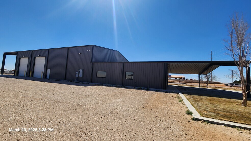 4516 County Rd 130, Midland, TX à vendre - Photo du bâtiment - Image 3 de 43