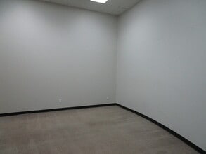 33 Blackfoot Rd, Sherwood Park, AB for lease Interior Photo- Image 2 of 4