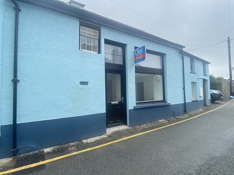 2-4 Garden Ln, Rhandirmwyn à louer - Photo du bâtiment - Image 1 de 1