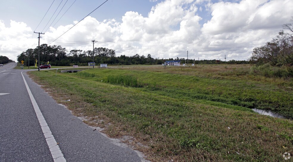 1054 SW Sr-247, Lake City, FL à vendre - Photo du bâtiment - Image 2 de 4