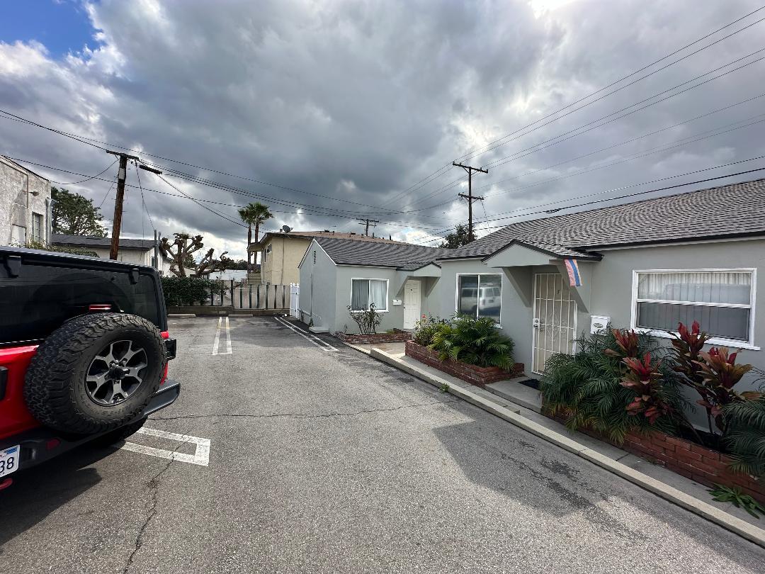 2942-2950 Honolulu Ave, La Crescenta, CA for lease Building Photo- Image 1 of 10