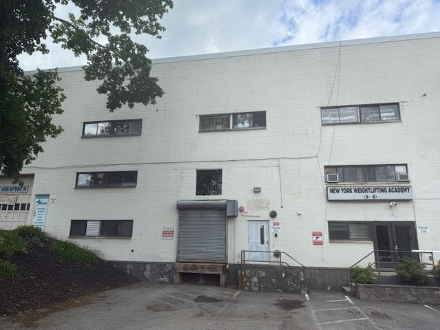 17 Gramercy Pl, Thornwood, NY for lease - Building Photo - Image 2 of 3