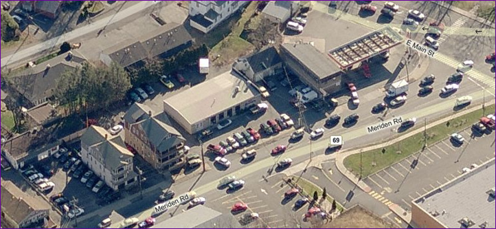 24 Meriden Rd, Waterbury, CT à louer - Photo du bâtiment - Image 2 de 4