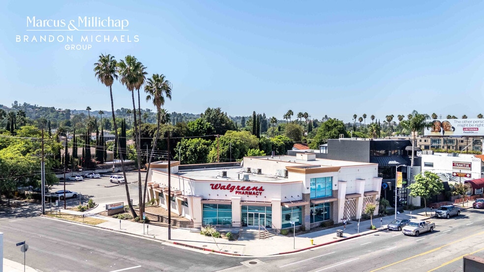 18568 Ventura Blvd, Tarzana, CA for sale - Building Photo - Image 1 of 12