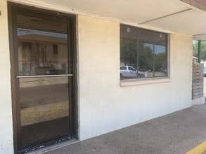 2820 San Bernardo, Laredo, TX à louer Photo du bâtiment- Image 1 de 7