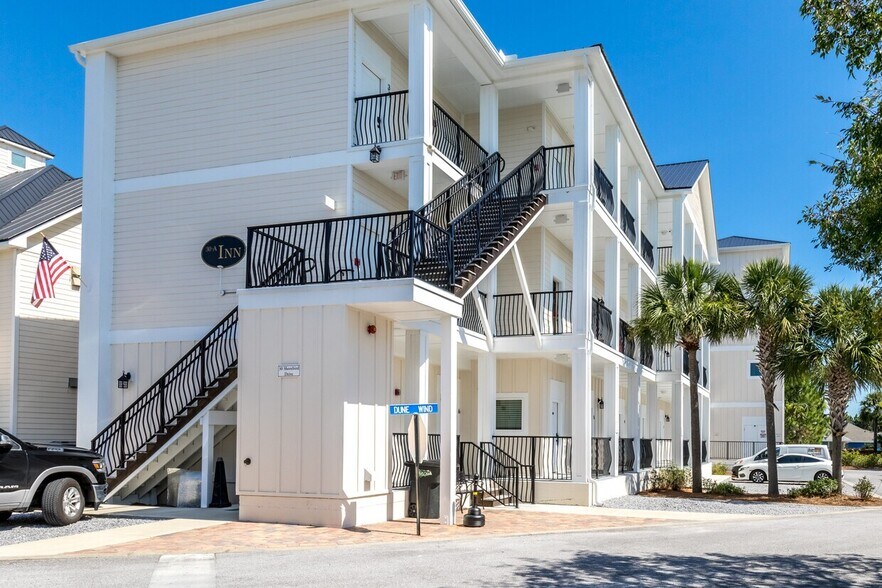 Santa Rosa Beach 30A Inn and Suites portefeuille de 1 propriétés à vendre sur LoopNet.ca - Photo du bâtiment - Image 3 de 18