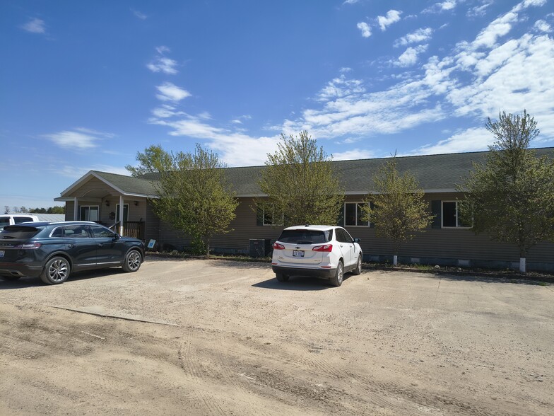 2246 Cemetery Rd, Gladwin, MI for sale - Building Photo - Image 2 of 5