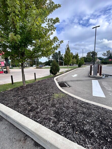 2825 Freeport Rd, Pittsburgh, PA à louer - Photo du bâtiment - Image 2 de 7