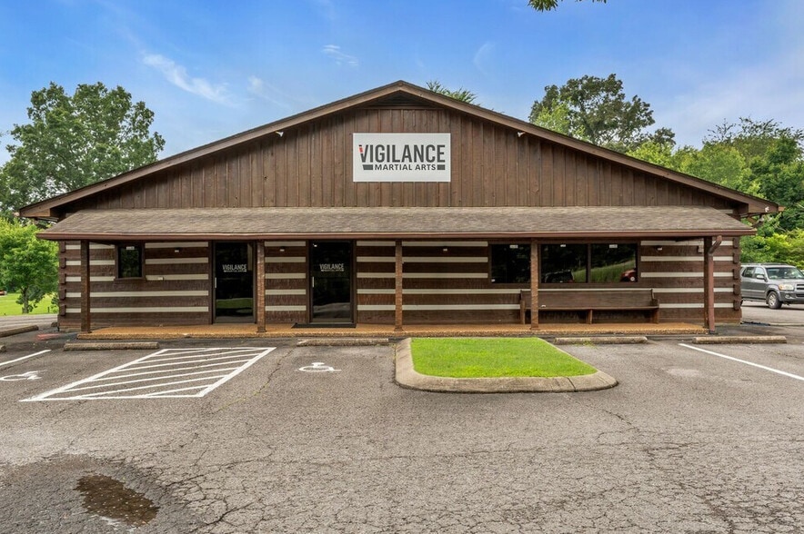 207 Highway 96 N, Fairview, TN à vendre - Photo principale - Image 1 de 41