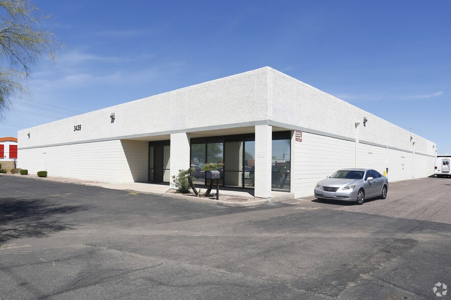 3439 S 40th St, Phoenix, AZ for sale - Primary Photo - Image 1 of 2