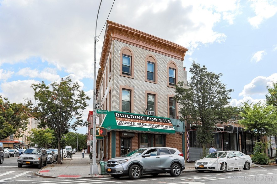 691-697 Washington Ave, Brooklyn, NY for sale - Building Photo - Image 1 of 1