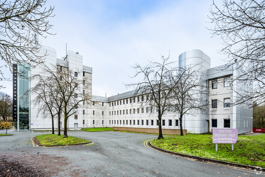 Warrington Rd, Warrington à louer - Photo du bâtiment - Image 3 de 26