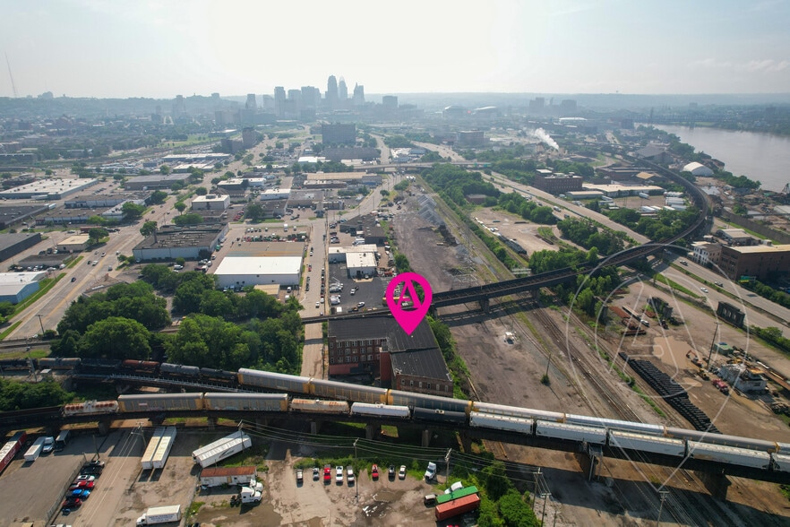 1275 Budd St, Cincinnati, OH for sale - Building Photo - Image 3 of 18