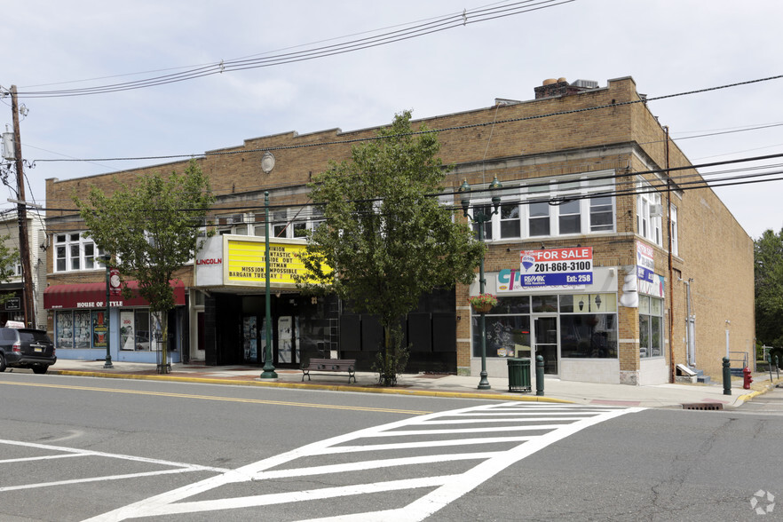 834-840 Kearny Ave, Kearny, NJ à vendre - Photo principale - Image 1 de 1