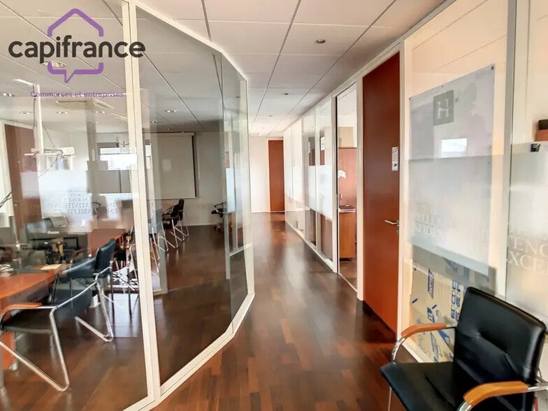 Bureau dans Dardilly à vendre - Photo intérieure - Image 1 de 6