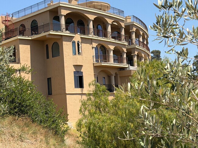 Plus de détails pour 85 Altamont Way, Camarillo, CA - Spécialité à vendre