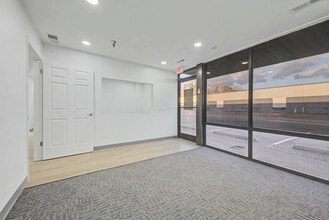 1255 South Park Dr, Kernersville, NC for lease Interior Photo- Image 1 of 7