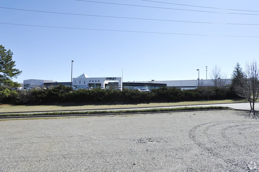 1000 Evenflo Dr, Ball Ground, GA à louer - Photo du bâtiment - Image 3 de 8