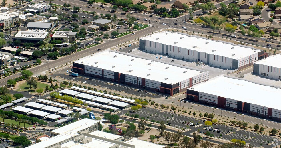 SWC Gilbert Rd, Chandler, AZ à louer - Photo du bâtiment - Image 2 de 3