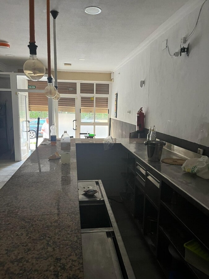 Santa Pola, ALI 03130 - Unit 1 - - Interior Photo - Image 1 of 5