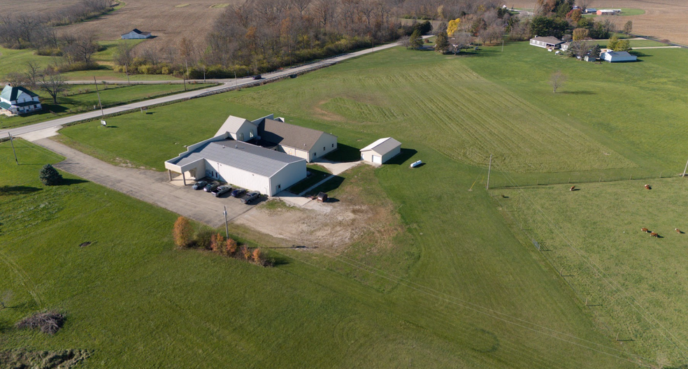 15812 State Route 56 W, Mount Sterling, OH à vendre - Photo du bâtiment - Image 3 de 24