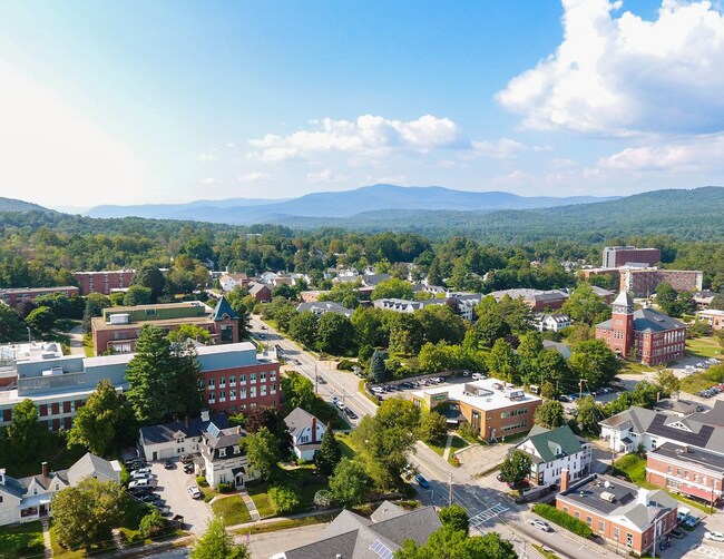 Plus de détails pour Plymouth Student Housing Portfolio – Multi-résidentiel à vendre, Plymouth, NH