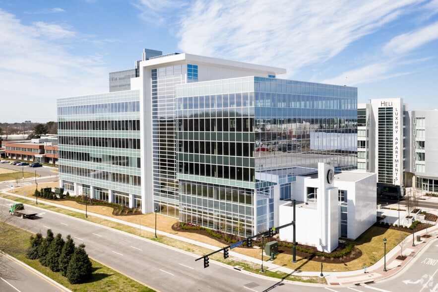 555 Belaire Ave, Chesapeake, VA for lease - Building Photo - Image 2 of 10