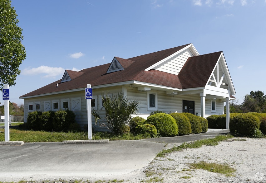 4434 Long Beach Rd SE, Southport, NC for sale - Building Photo - Image 2 of 9