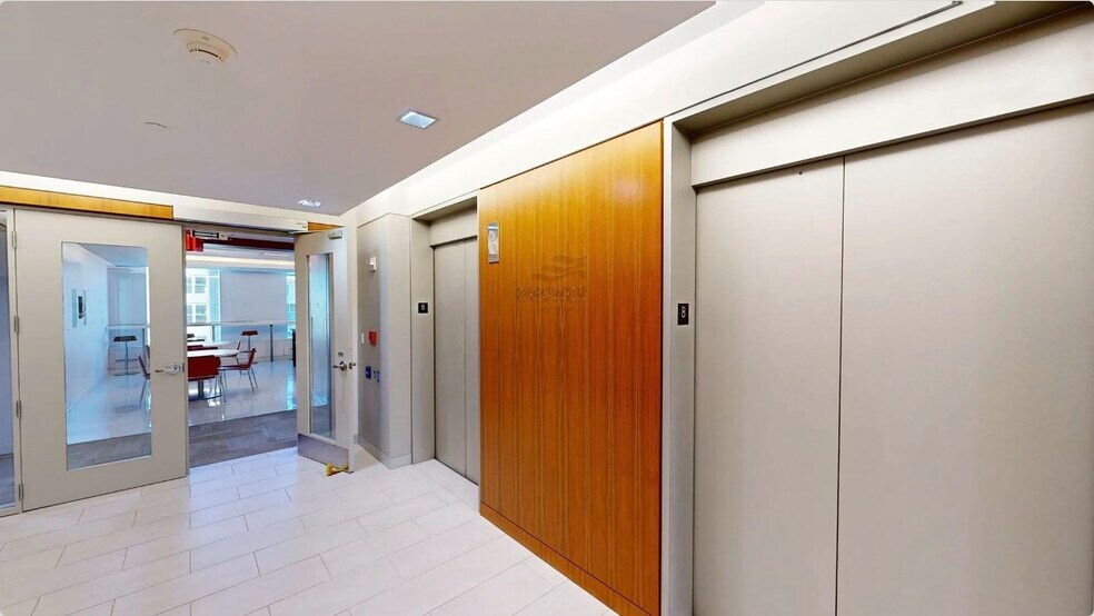 111 E Wisconsin Ave, Milwaukee, WI à louer - Numérisation 3D de Matterport - Image 2 de 26