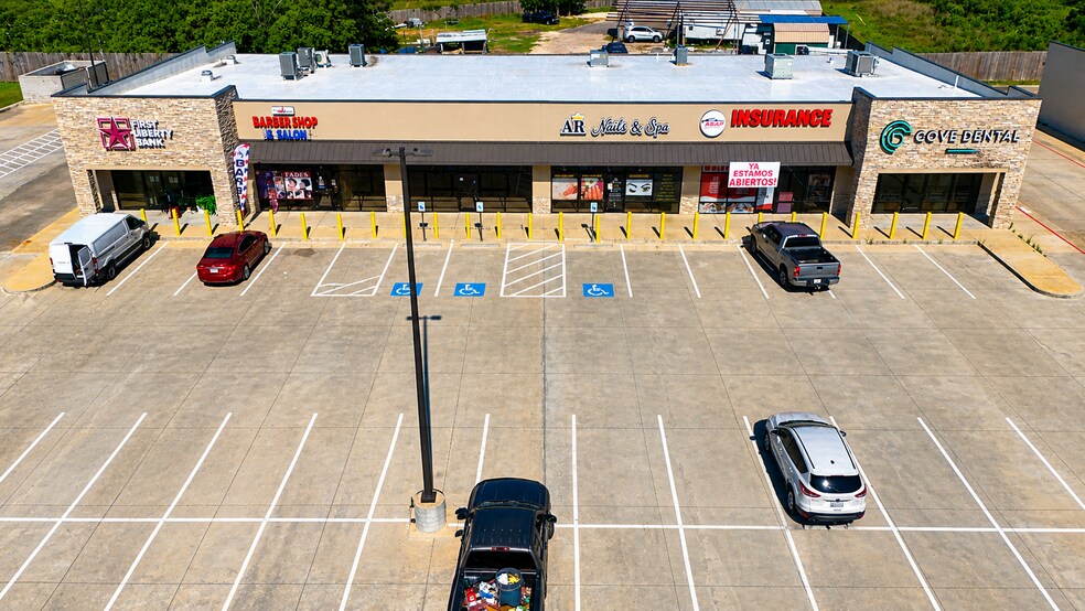 1075 CR 5270, Cleveland, TX à louer - Photo du bâtiment - Image 2 de 19
