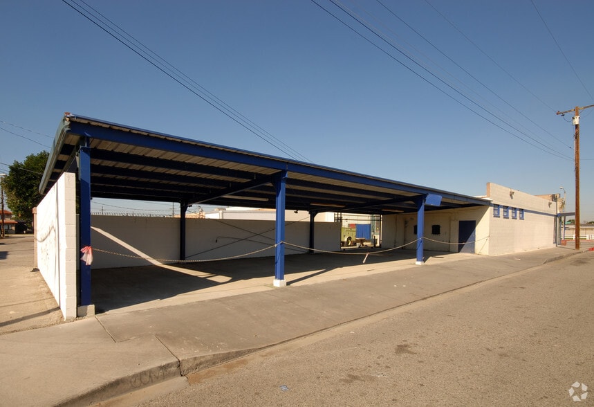 1036 E Compton Blvd, Compton, CA à vendre - Photo du bâtiment - Image 2 de 3