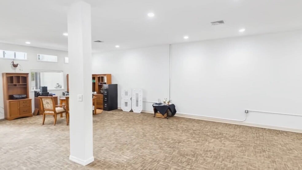 621 St Johns Ave, Palatka, FL for sale - Commercial Listing Video - Image 2 of 44