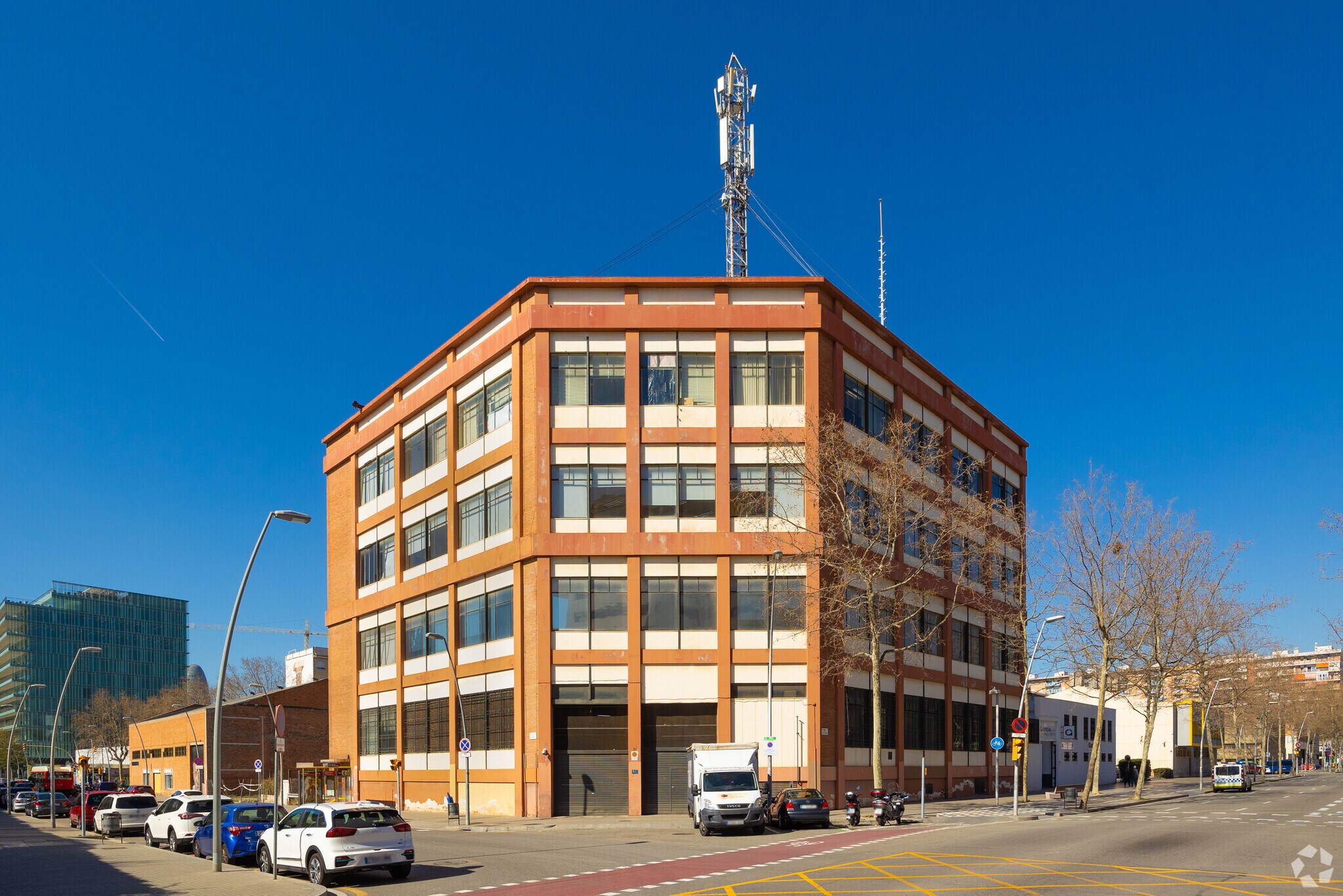 Carrer del Marroc, 75, Barcelona, Barcelona for sale Primary Photo- Image 1 of 4