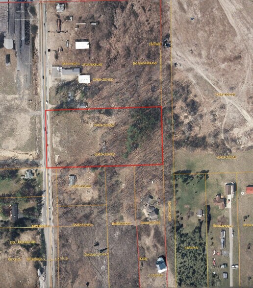 3821-3845 S Ortonville Rd, Village of Clarkston, MI à vendre - Photo du bâtiment - Image 1 de 3
