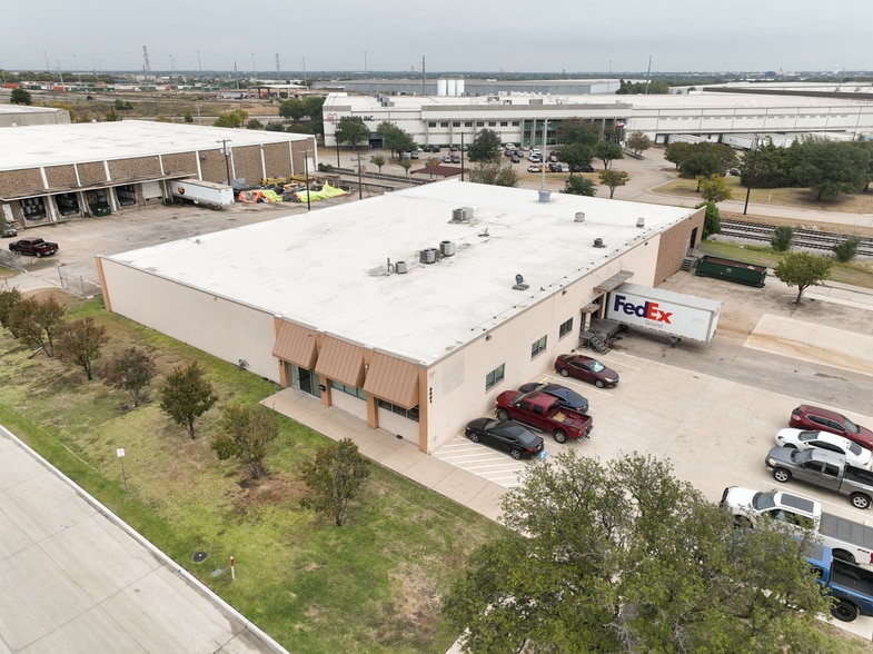 3601 Executive Blvd, Mesquite, TX for lease - Building Photo - Image 1 of 2