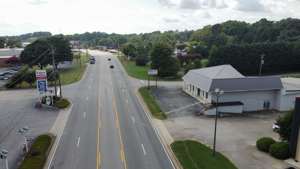 1790 Browns Bridge Rd, Gainesville, GA for sale - Building Photo - Image 2 of 11