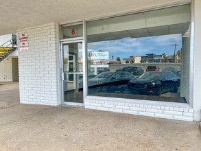 17993 US Highway 18, Apple Valley, CA à louer Photo intérieure- Image 1 de 8