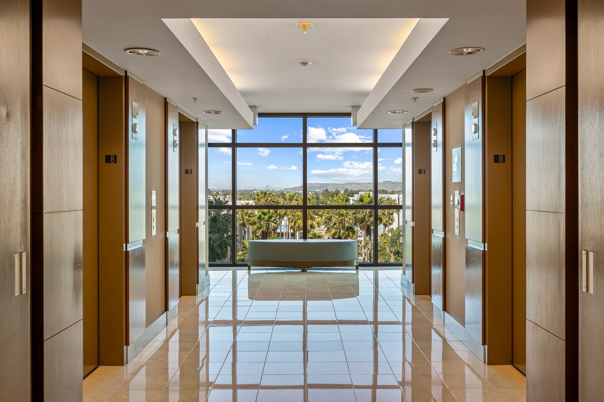 13700 Marina Pointe Dr, Marina Del Rey, CA for sale Interior Photo- Image 1 of 1