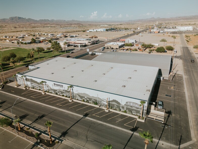 309 W Riverside Dr, Parker, AZ à vendre - Photo du bâtiment - Image 3 de 10