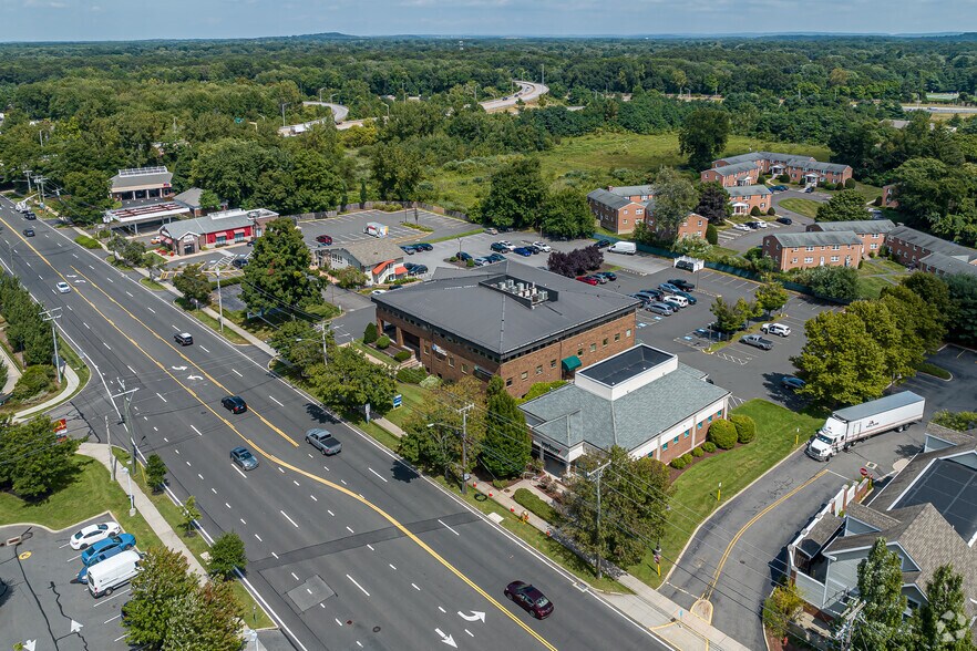 2928 Main St, Glastonbury, CT à louer - Aérien - Image 3 de 20